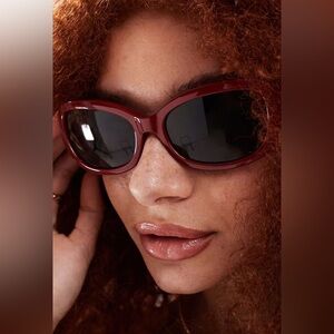 AIRE SUNNIES: Chunky Red Sunglasses